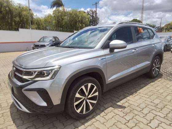 VOLKSWAGEN TAOS 1.4 250 TSI TOTAL FLEX HIGHLINE AUTOMÁTICO